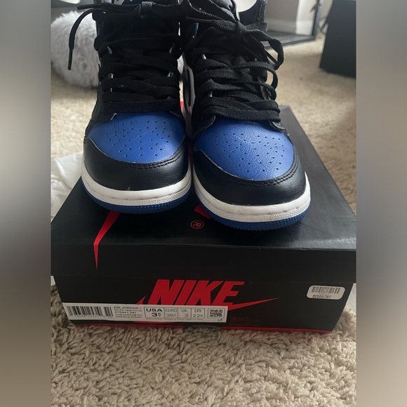 Jordan 1 Retro Royal Toe GS - Picture 4 of 7